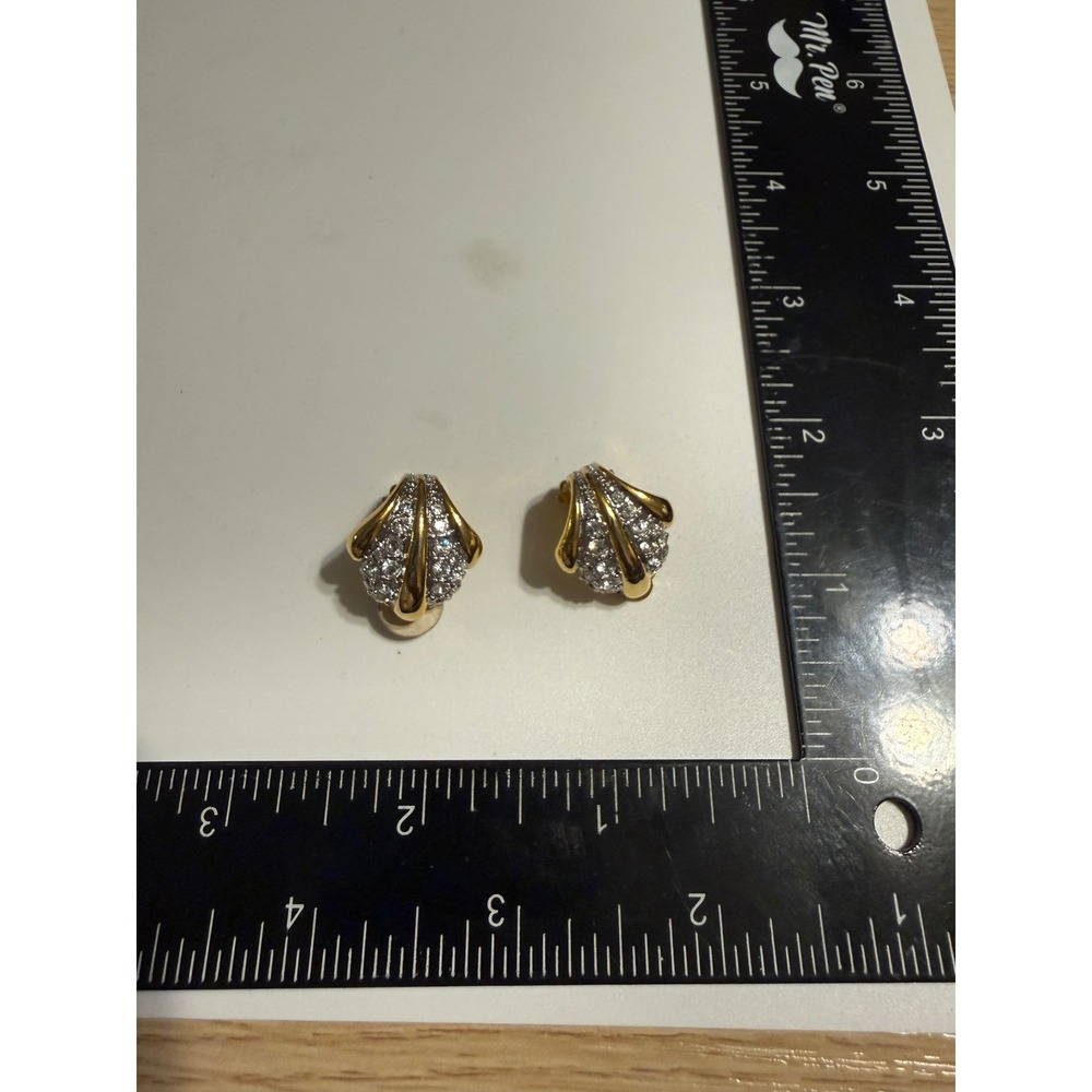Joan Rivers Vintage Gold Tone Pavé Rhinestone Fan Shell Clip On Earrings